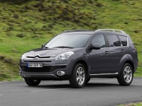 Citroen C-Crosser photo