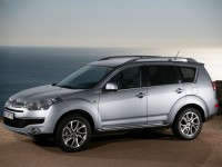 Citroen C-Crosser photo