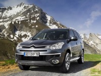 Citroen C-Crosser photo